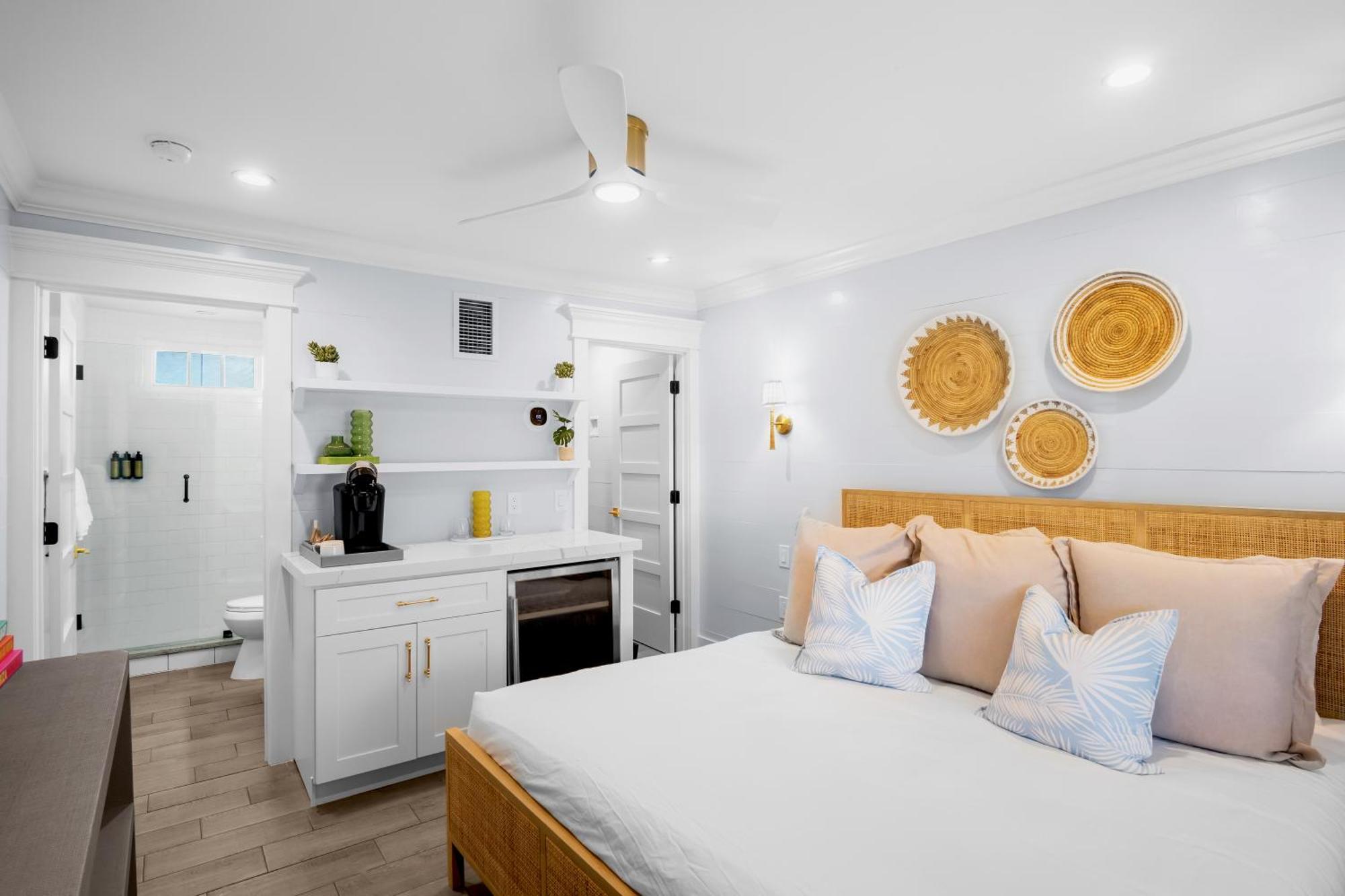 Tropical Breeze Resort Bee Ridge Buitenkant foto